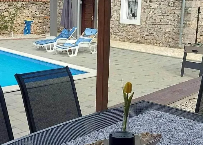Villa Balamunta - Three Bedroom With Private Pool