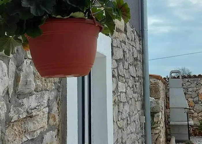 Villa Balamunta - Three Bedroom With Private Pool Donje Rastane