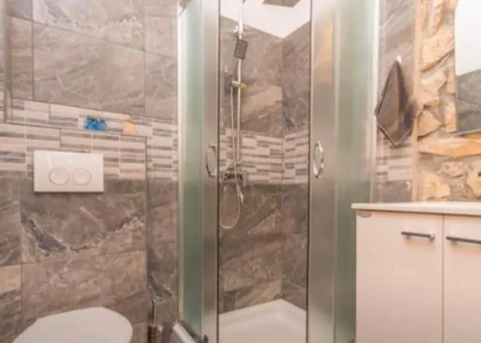 Balamunta - Three Bedroom With Private Pool *