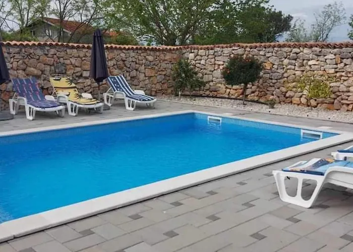 Willa Balamunta - Three Bedroom With Private Pool *